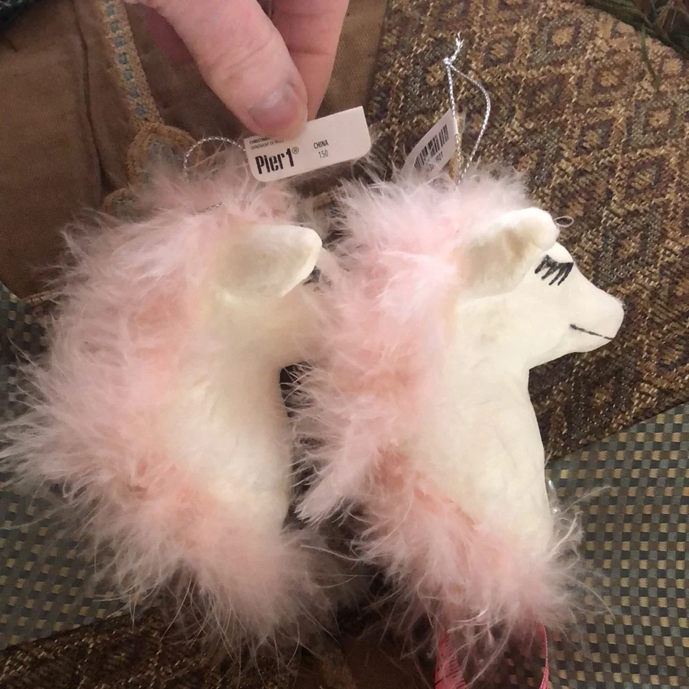 (2) Pier One Import’s Unicorn 🦄 Ornaments
